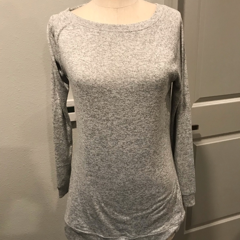 Athleta sweater